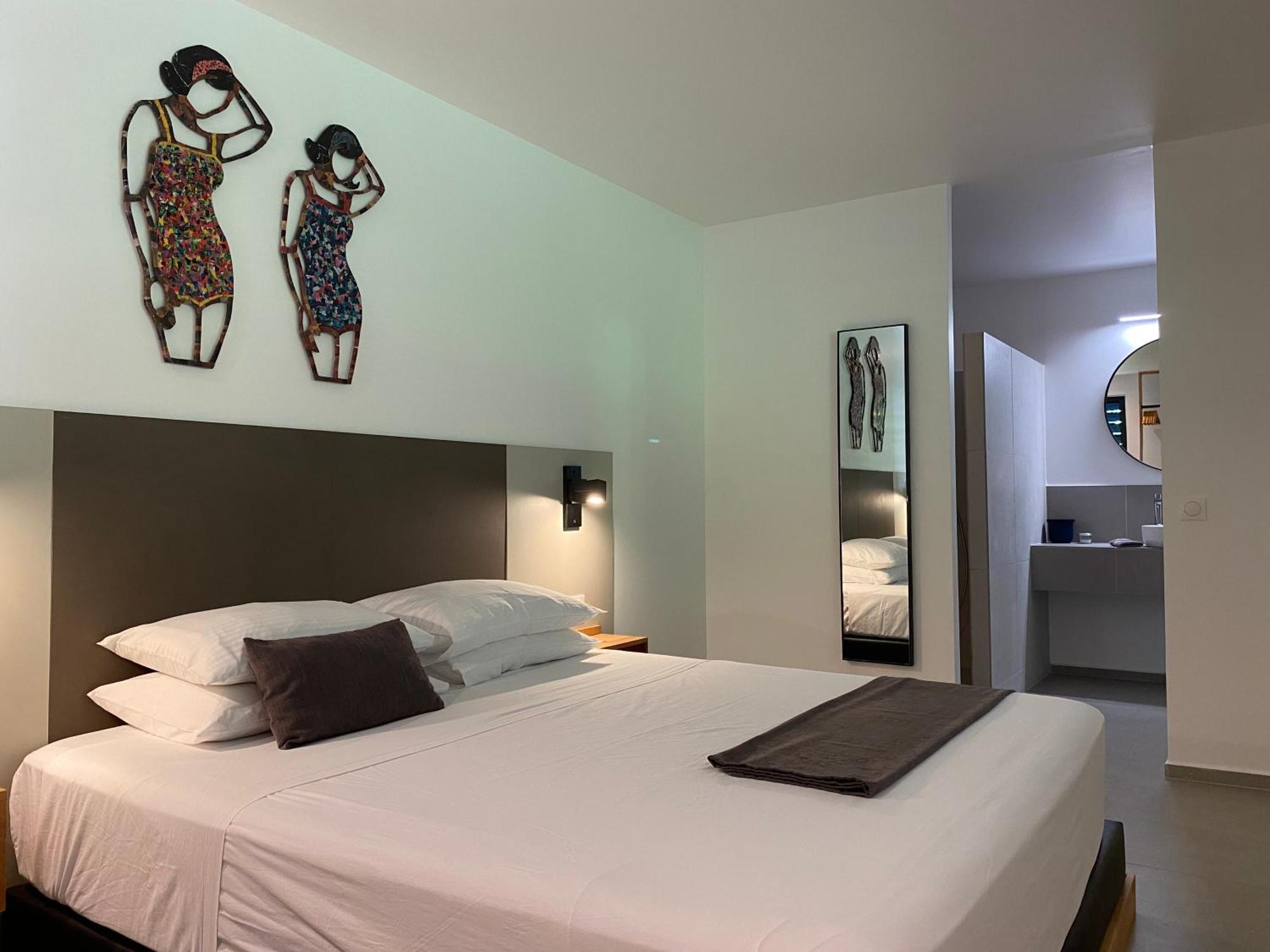 ديساي Hotel Lune De Miel الغرفة الصورة